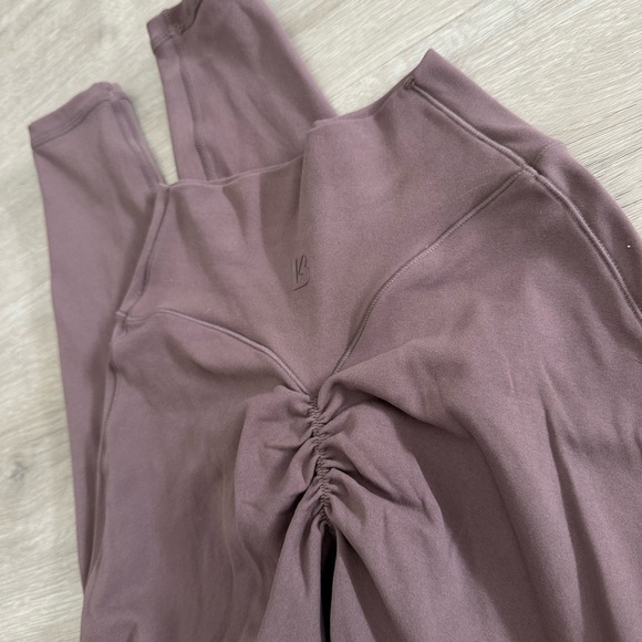 BuffBunny Dusty Rose Leggings - Picture 4 of 7